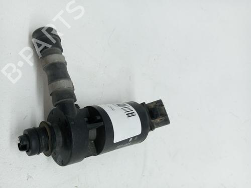 Sprinklervæskepumpe LEXUS RX (_U3_) 300 (MCU35_, MCU35R) (204 hp) 24172363