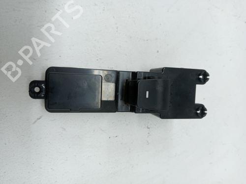 Used Right rear window switch HYUNDAI ix35 (LM, EL, ELH) 1.7 CRDi (116 hp) 24515497