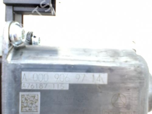 Right front window motor MERCEDES-BENZ A-CLASS Saloon (V177) A 180 (177.184) | BP37591422E20 - Image 4