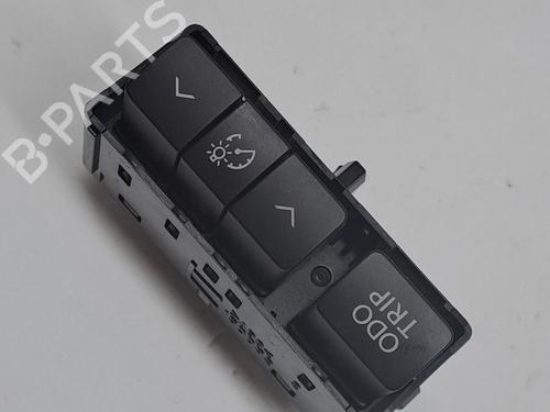 Used Switch LEXUS IS III (_E3_) 300h (AVE30_, AVE30R) (223 hp) 24608125