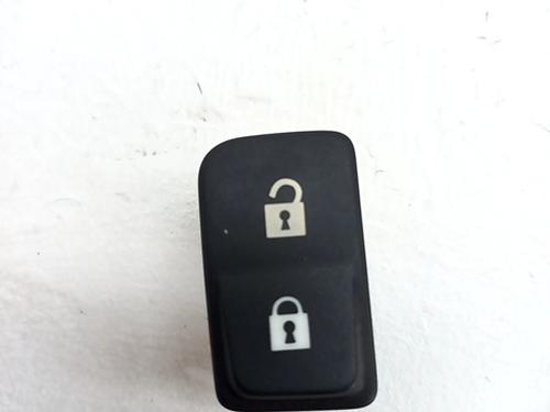 Module électronique RENAULT CLIO III (BR0/1, CR0/1) 1.2 16V (BR02, BR0J, BR11, CR02, CR0J, CR11) | BP29585168M83 