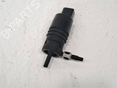 Used Washer pump BMW 1 (F20) 118 d (143 hp) 26316049