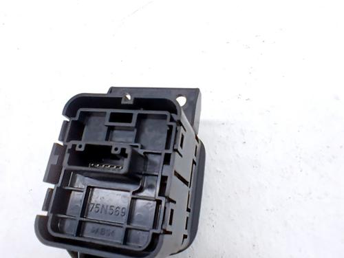 Switch TOYOTA YARIS CROSS (MXP_) 1.5 Hybrid All-wheel Drive (MXPJ15) | BP38420945I30 - Image 2