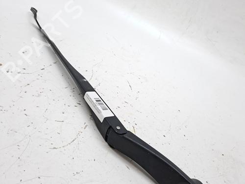 Used Front windshield wiper arm HYUNDAI i30 (GD) 1.6 CRDi (110 hp) 27462007