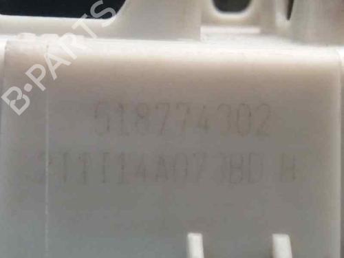 Used Fuse box FORD TRANSIT CONNECT (P65_, P70_, P80_) 1.8 Di (75 hp) 23935158