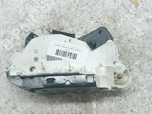 front-left-lock-vw-golf-vii-5g1-bq1-be1-be2-2012-2013-2014-2015-2016-2017-2018-2019-2020-2021-37590318 main image