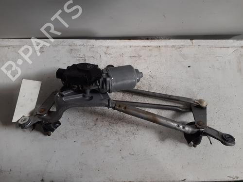 Used Front wiper motor TOYOTA YARIS (_P1_) 1.3 (SCP12_, SCP13_, SCP12R, SCP13R) (87 hp) 26538700