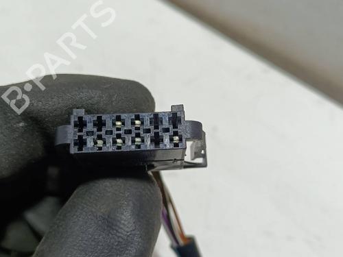 Retrovisor izquierdo VW PASSAT B5.5 (3B3) 1.9 TDI (130 hp) 25465022