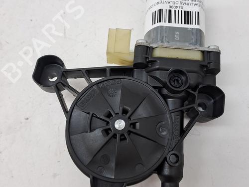 Rudehejsemotor forskærm venstre SKODA SUPERB III Estate (3V5) 2.0 TDI (150 hp) 23374808