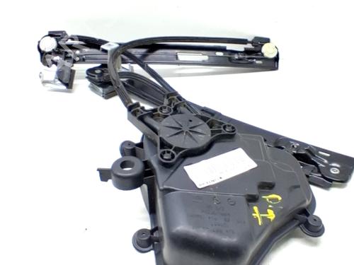 Vindusheismekanisme venstre foran SEAT IBIZA IV ST (6J8, 6P8) 1.2 TSI (90 hp) 31701128
