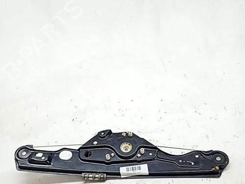 Rudehejsemekanisme venstre bagtil MERCEDES-BENZ E-CLASS (W211) E 270 CDI (211.016) (177 hp) 31035520