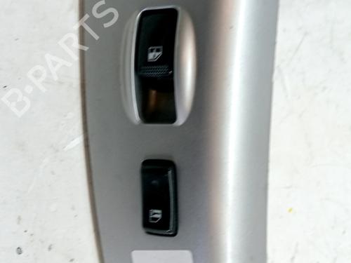 Used Right front window switch KIA SPORTAGE II (JE_, KM_) 2.0 CRDi (140 hp) 31035594