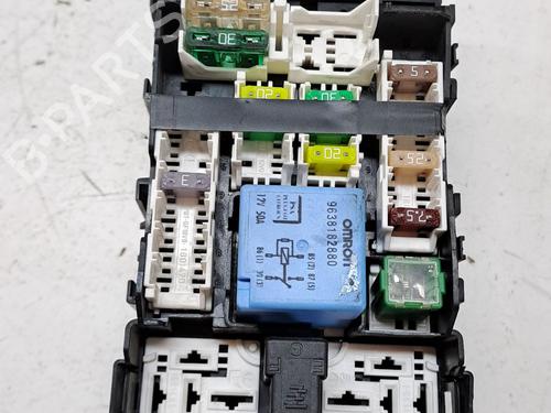 Used Fuse box PEUGEOT 308 II (LB_, LP_, LW_, LH_, L3_) 1.2 THP 130 (131 hp) 27672940