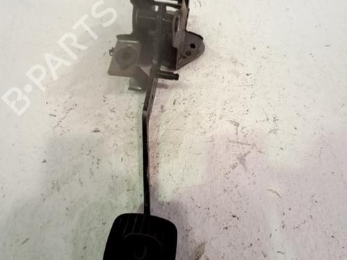 Clutch pedal NISSAN NV200 Van 1.5 dCi 85 (M20, M20N, M20M) | BP29992322I13