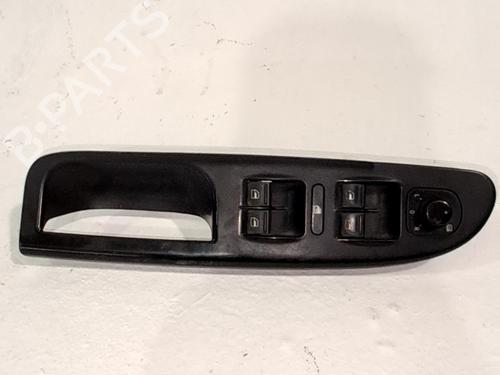 Comutador vidro frente esquerdo Comutador vidro frente esquerdo VW PASSAT B6 (3C2) 2.0 TDI 16V (140 hp) 36015854 36015854