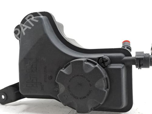 Expansion tank BMW 1 (E87) 118 d | BP28958183C120 