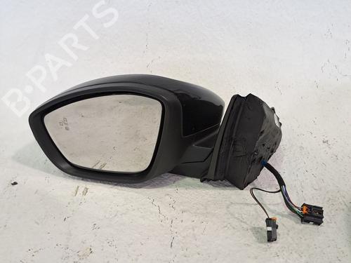 Used Left mirror OPEL CORSA F (P2JO) 1.2 (68) (101 hp) 28037672