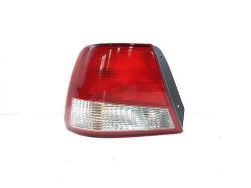 Używane Lampa tylna lewa HYUNDAI ACCENT II (LC) 1.3 (86 hp) 25986562