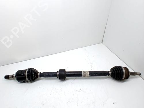Used Right front driveshaft TOYOTA AURIS (_E18_) 1.4 D-4D (NDE180_, NDE180R) (90 hp) 29991755