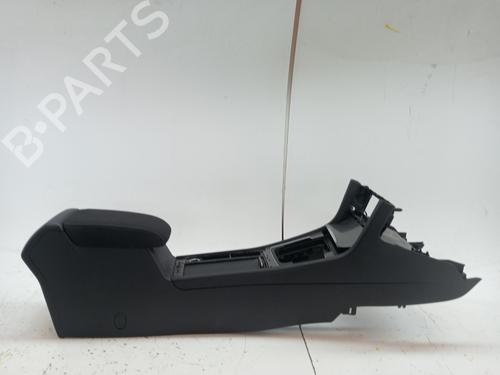 Used Armrest / Center console VW GOLF VII (5G1, BQ1, BE1, BE2) 1.6 TDI (110 hp) 23366232