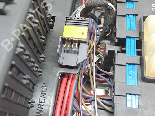 Fuse box BMW X3 (E83) 2.5 i | BP23362161E1 