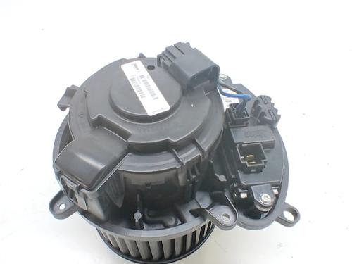 Used Heater blower motor RENAULT MEGANE IV Saloon 1.3 TCe 140 (LVNB) (140 hp) 31609860