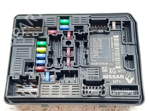 Used Fuse box Fuse box 38749314 38749314