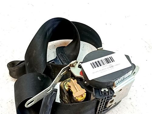 Used Front right seatbelt Front right seatbelt VW POLO IV (9N_, 9A_) 1.2 (54 hp) 34119479 34119479