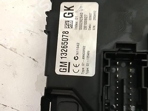 Fuse box OPEL CORSA D (S07) 1.4 (L08, L68) | BP40550149E1 - Image 4