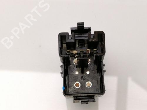 Used Left rear window switch TOYOTA HILUX VII Pickup (_N1_, _N2_, _N3_) 2.5 D-4D 4WD (KUN25) (144 hp) 23651535