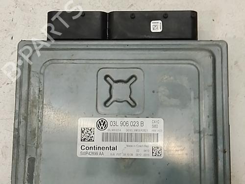 Used Electronic module Electronic module VW GOLF VI (5K1) 1.6 TDI (105 hp) 40548421 40548421