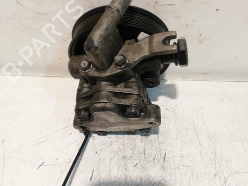 Used Steering pump KIA CERATO I Saloon (LD) 2.0 CRDi (112 hp) 25459647