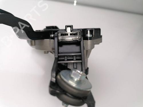 Used Rear wiper motor KIA CARENS IV 1.7 CRDi (116 hp) 23380396