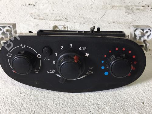 Used Climate control Climate control 39499077 39499077