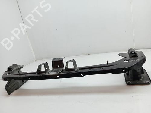 Reforço do pára-choques frente MITSUBISHI OUTLANDER II (CW_W) 2.0 DI-D (CW8W) (140 hp) 31369329