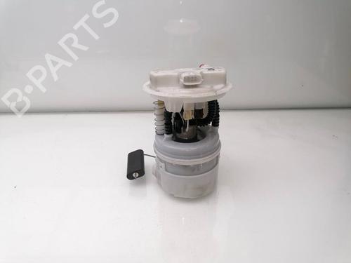 Used Fuel pump DACIA SANDERO II 1.2 (73 hp) 23940348