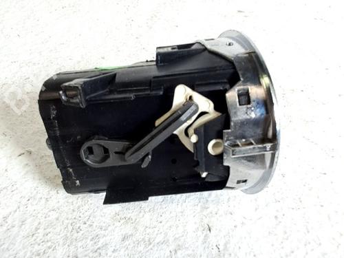Used Air vent FIAT 500 (312_) 1.2 (312AXA1A) (69 hp) 29558893