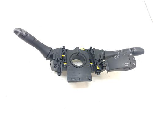 Pulsantiera RENAULT KADJAR (HA_, HL_) 1.5 dCi 110 (HLA3) (110 hp) 28141909
