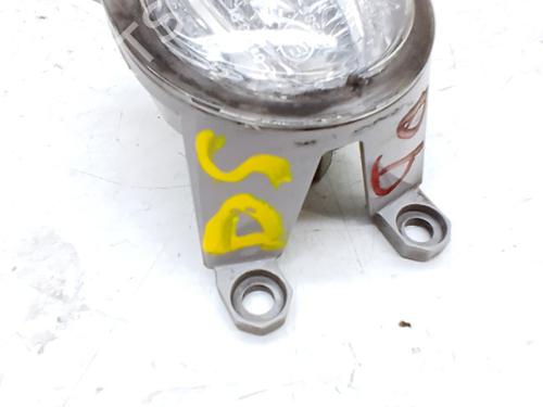 Used Right front fog light Right front fog light TOYOTA COROLLA Estate (_E21_) 1.8 Hybrid (ZWE211W) (122 hp) 33765778 33765778