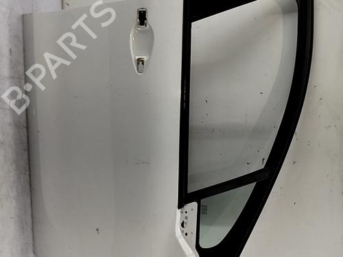 Porta frente direita Porta frente direita PEUGEOT 208 Hatchback Van (CR_) 1.2 VTI 82 / PureTech 82 (CRHMZ6, CRHMRP) (82 hp) 39741098 39741098