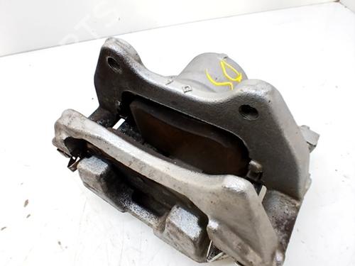 Used Right front brake caliper FIAT 500e (332_) Elektro 3+1 (FA1) (118 hp) 30337441