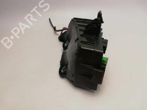 Sikringsdåse AUDI A3 (8P1) 2.0 FSI (150 hp) 23874403
