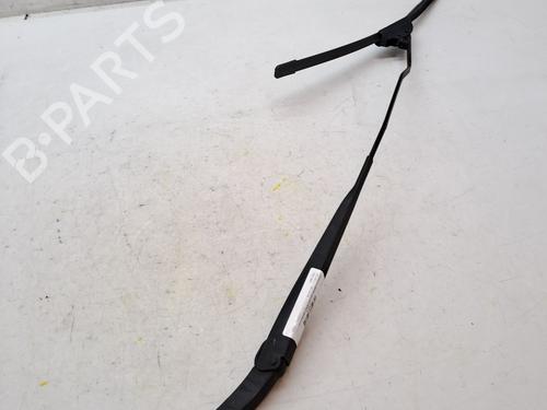 Used Front windshield wiper arm RENAULT MEGANE II Coupé-Cabriolet (EM0/1_) 1.9 dCi (120 hp) 23358499
