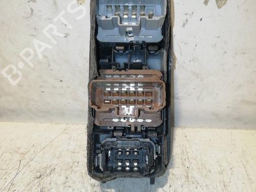 Left front window switch RENAULT MEGANE II (BM0/1_, CM0/1_) 1.9 dCi (BM0G, CM0G) | BP25460130I27