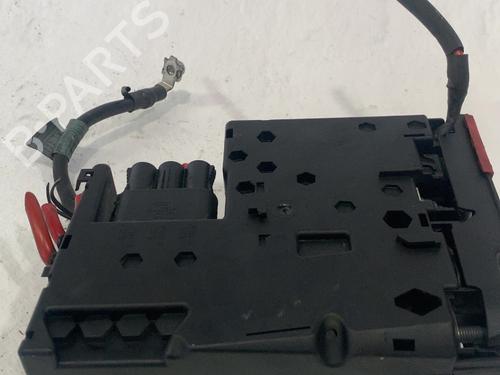 Used Fuse box Fuse box MERCEDES-BENZ C-CLASS (W204) C 200 CDI (204.001) (136 hp) 33766993 33766993