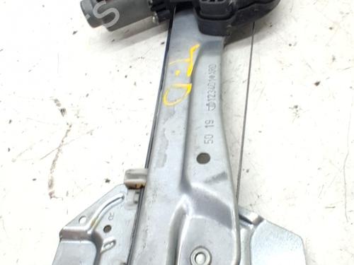 Elevalunas trasero derecho Elevalunas trasero derecho RENAULT GRAND SCÉNIC IV (R9_) 1.3 TCe 140 (R9NB) (140 hp) 36317476 36317476