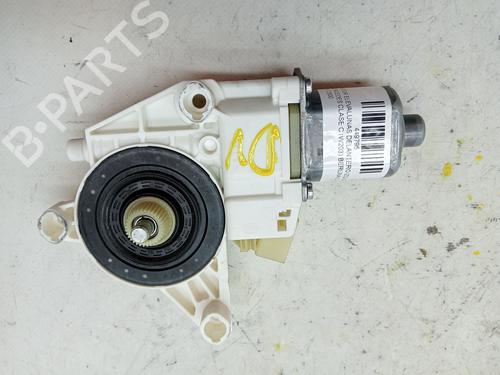 Portierruitmotor linksvoor MERCEDES-BENZ C-CLASS (W204) C 320 CDI (204.022) (224 hp) 23357667