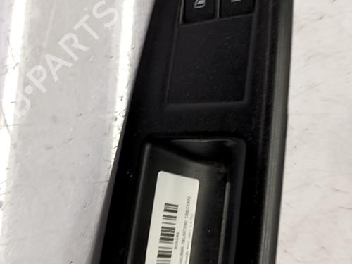 left-front-window-switch-vw-polo-iv-9n_-9a_-2001-2002-2003-2004-2005-2006-2007-2008-2009-2010-2011-2012-2013-2014-32107740 main image