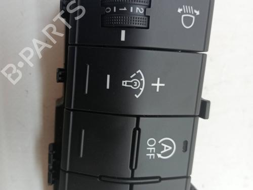 Used Switch HYUNDAI i30 (GD) 1.4 (99 hp) 23342463