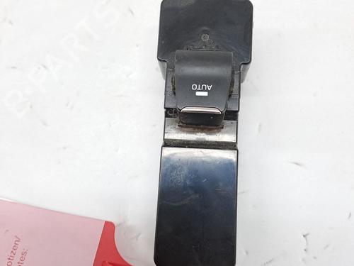 Used Right front window switch HYUNDAI TUCSON (TL, TLE) 1.6 T-GDi (177 hp) 23976310